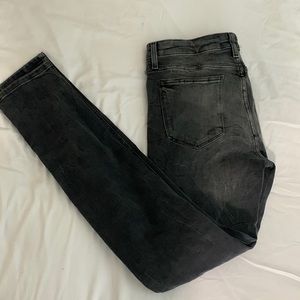 Men Forever 21 ripped jeans size 32